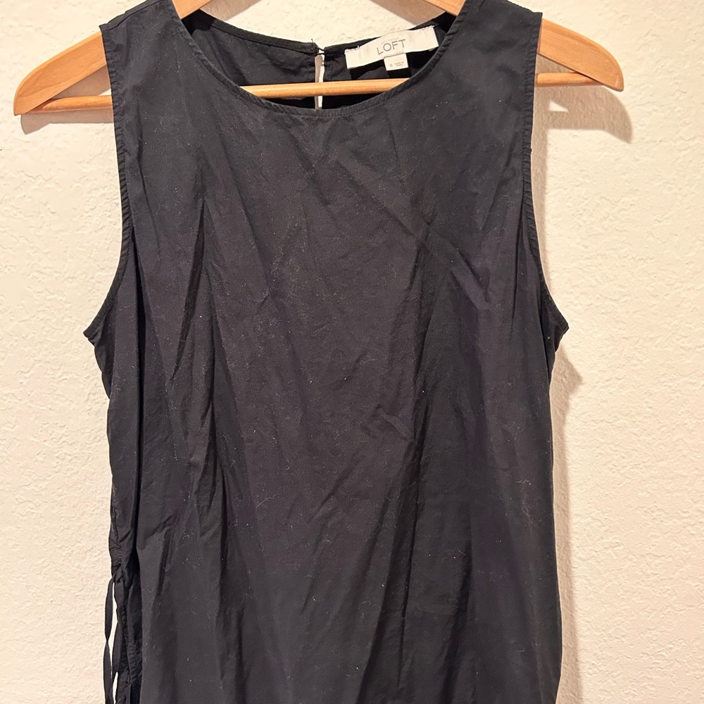LOFT Gray Sleeveless Tank Top
